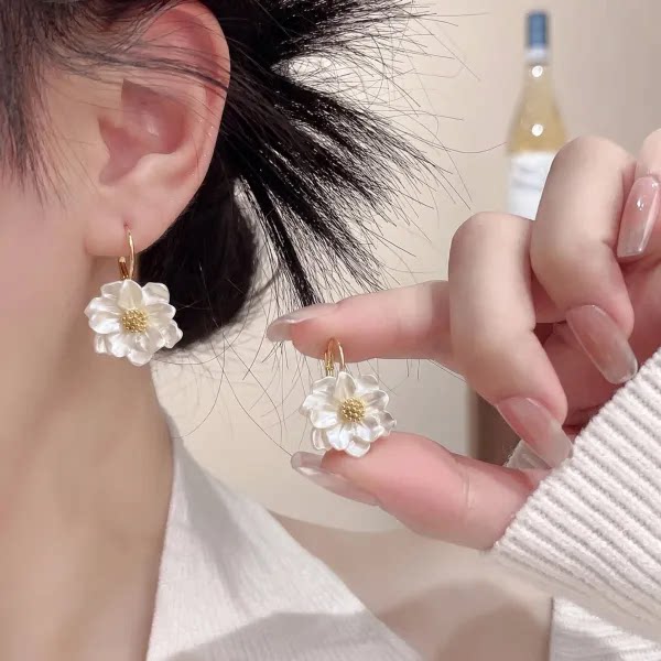 适合夏天的耳环太阳花耳坠时尚个性耳饰高级感耳钉女小众花朵耳扣