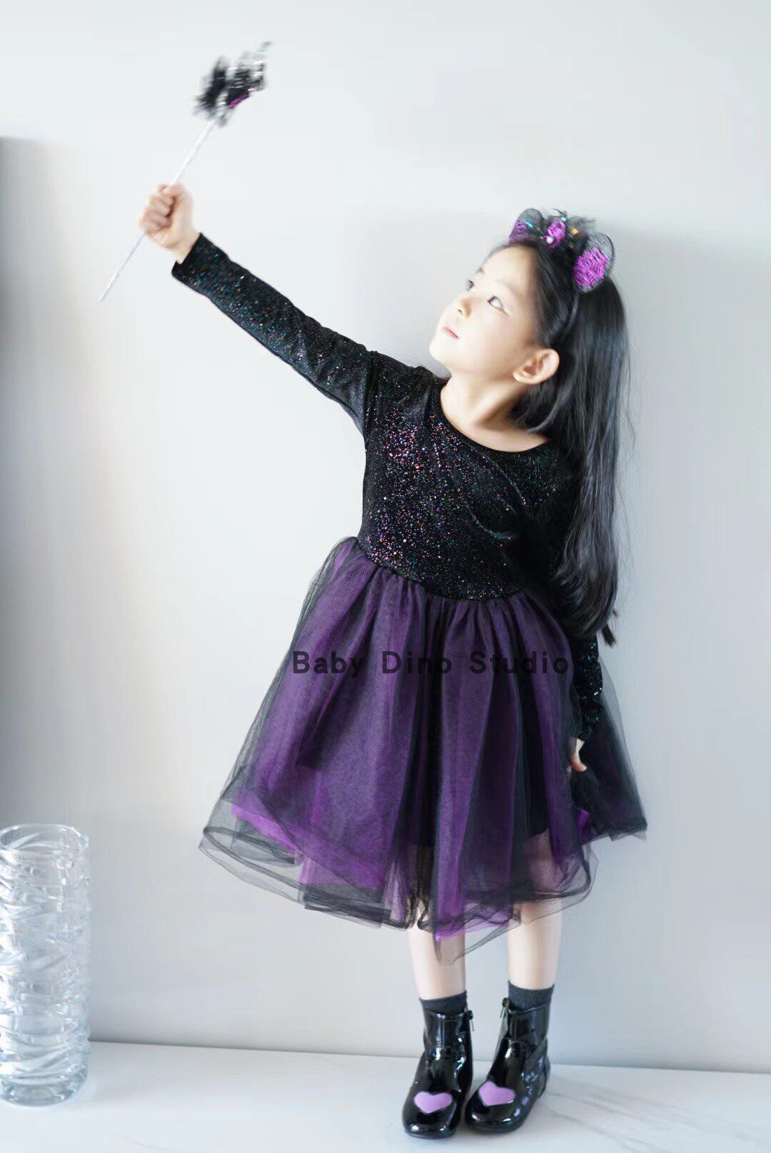 现货Baby Dino定制款女童炫彩流沙烫金丝绒黑紫拼色礼服裙连衣裙