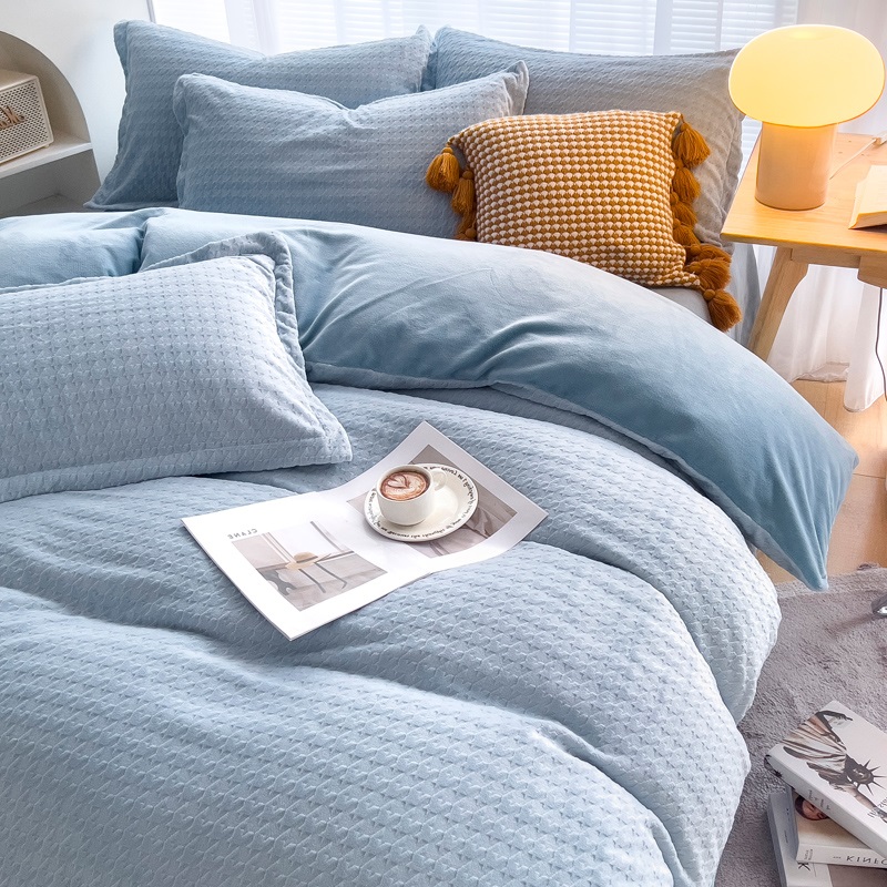 定制Aa类雕花牛奶绒珊瑚绒四件套