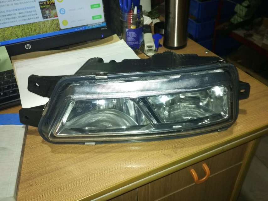 解放  原厂  J6 L M P 领航版 JH6 前 雾灯总成 配件