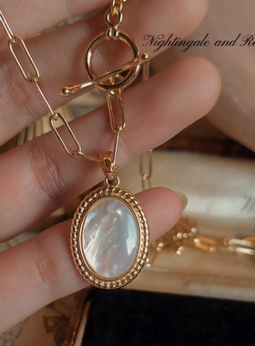 夜莺与蔷薇《中世纪》欧式法式复古珍珠贝母OT扣项链原创