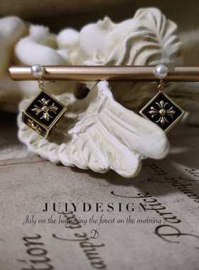 七月之晨《II.GUTH》原创复古黑暗风镀金仿珍珠耳钉无耳洞耳夹款