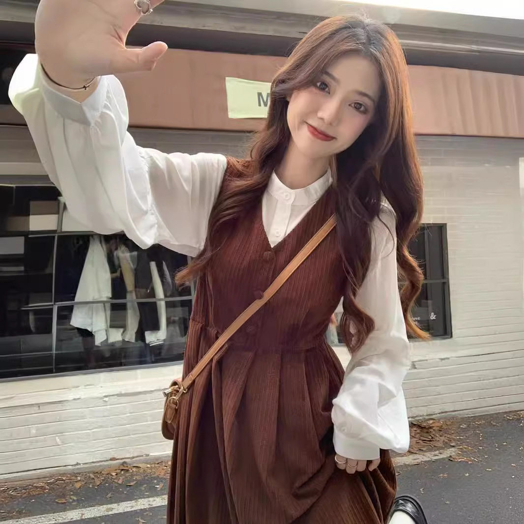 学院风小个子连衣裙2025新款春秋中长款甜美收腰背心裙子两件套潮