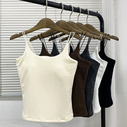 辣妹风小众磨毛吊带背心保暖内搭秋季打底带胸垫文胸美背别致