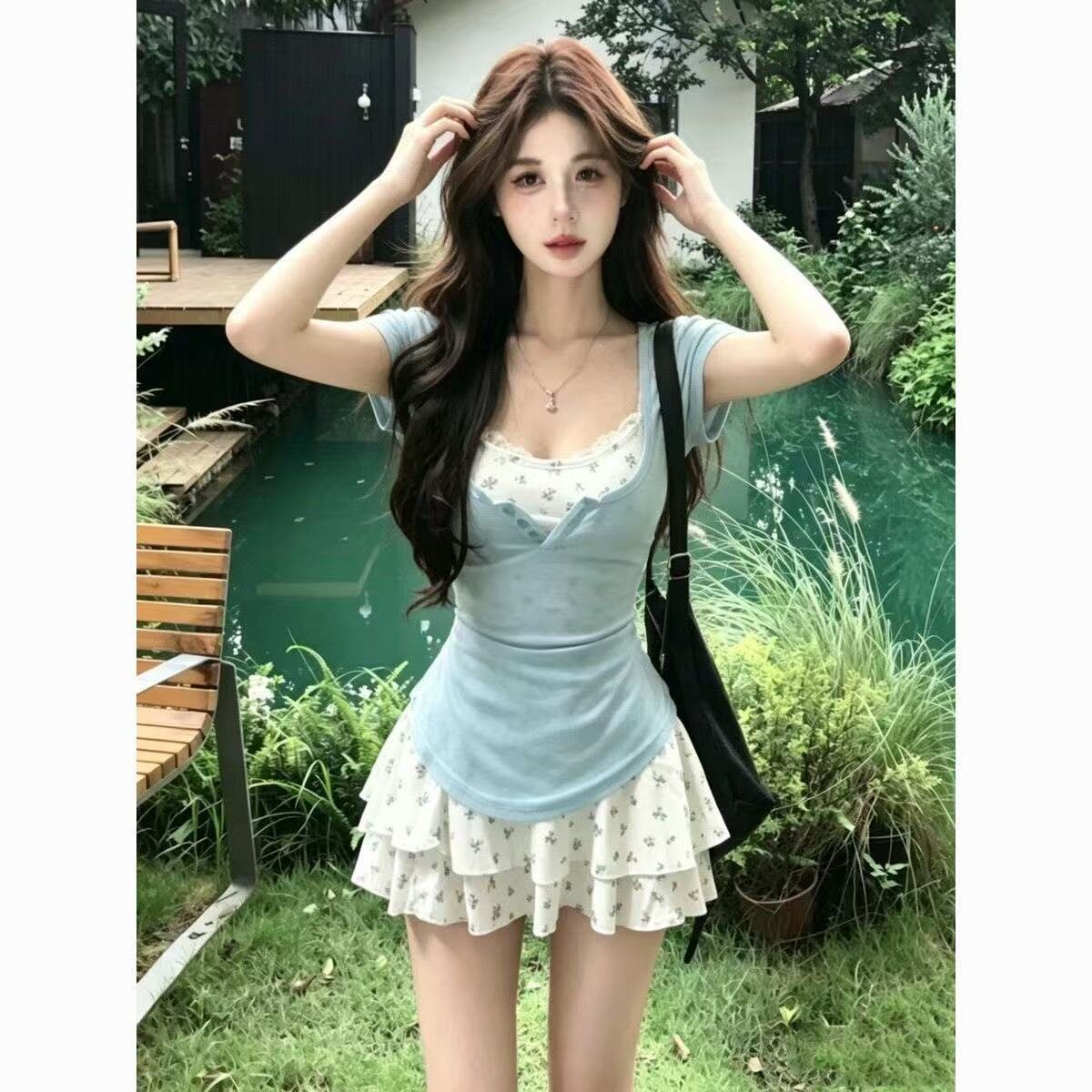 韩系巨好看短袖碎花连衣裙子女2026夏季新款掐腰罩衫上衣短裙套装