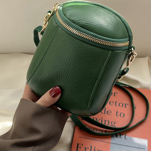 真皮小包包女2025新款百搭牛皮单肩斜挎包时尚迷你手机包零钱小包