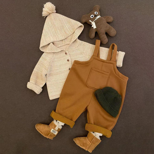 儿童秋冬可爱针织毛衣开衫背带裤