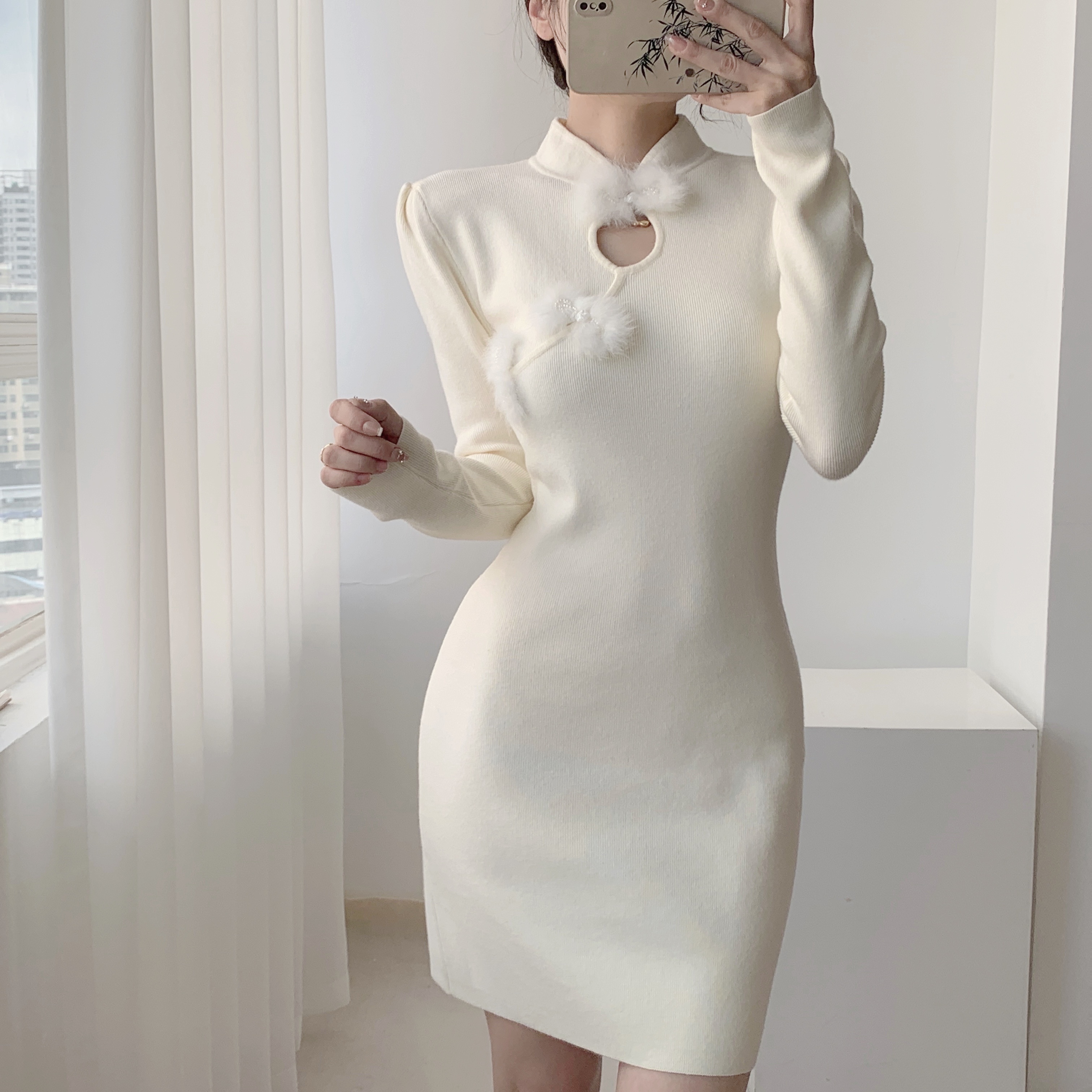毛绒盘扣小个子改良旗袍连衣裙女修身显瘦甜辣风针织包臀短裙秋冬