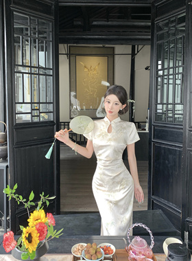 新中式改良旗袍连衣裙夏高级感气质显瘦竹叶提花缎面国风长裙子