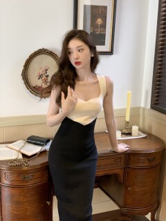 复古针织吊带连衣裙女2023新款法式冷淡风高级感小众设计拼接裙子