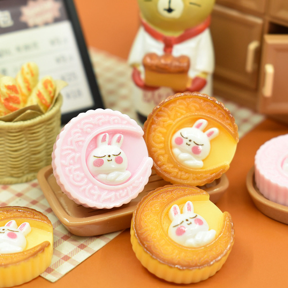 10颗可爱中秋月饼兔子diy手工材料奶油胶钥匙扣发夹饰品树脂配件