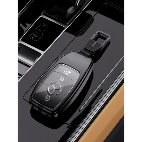 专用于2024款奔驰AMGGT50 GLC43EQE53 A35LS63级汽车钥匙套包壳扣