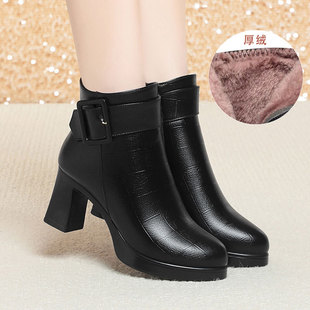 加绒真皮靴子女2025新款冬季爆款女鞋子短款加绒英伦风高跟靴子女