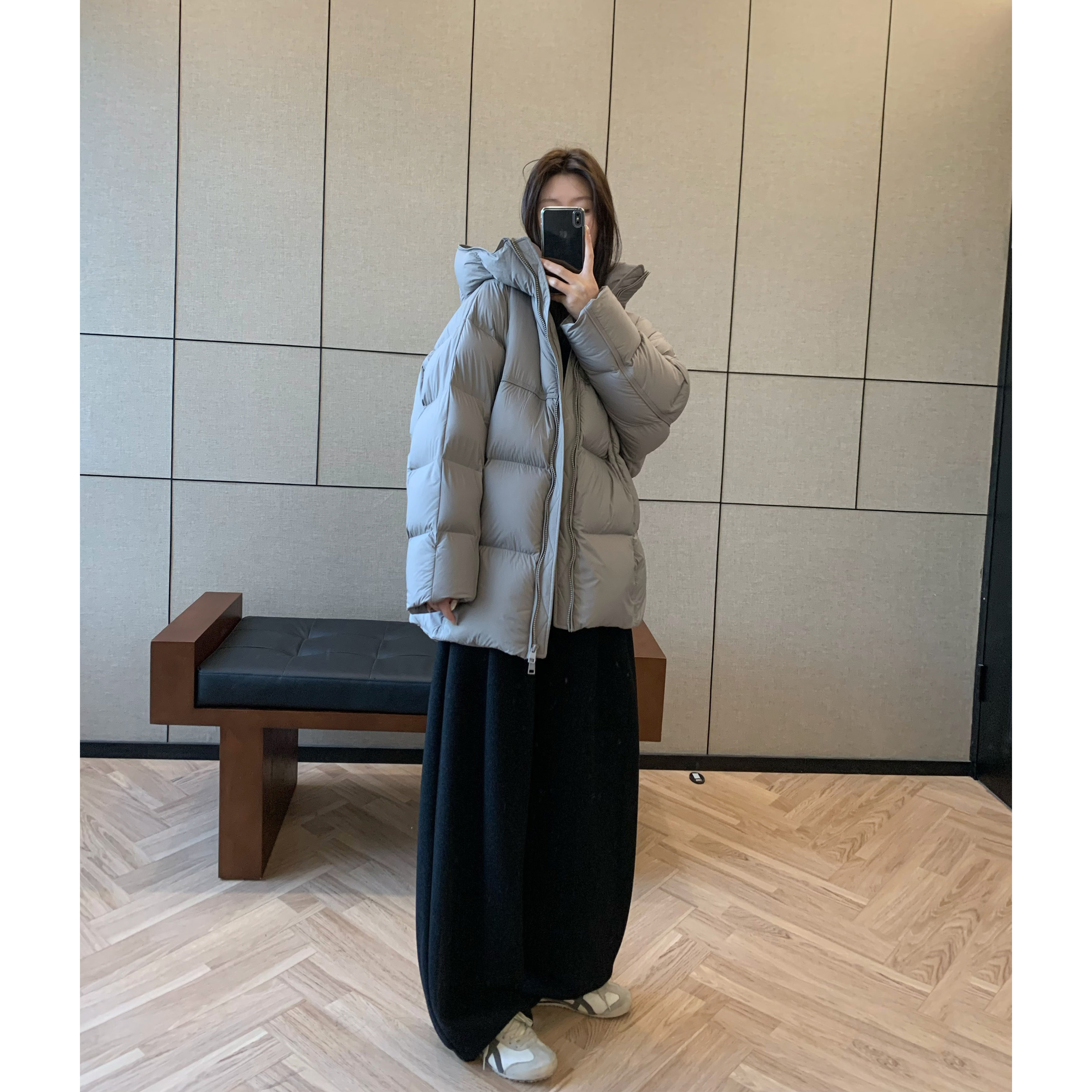 云朵泡芙90白鸭绒连帽羽绒服