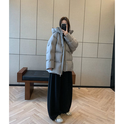 云朵泡芙90白鸭绒连帽羽绒服