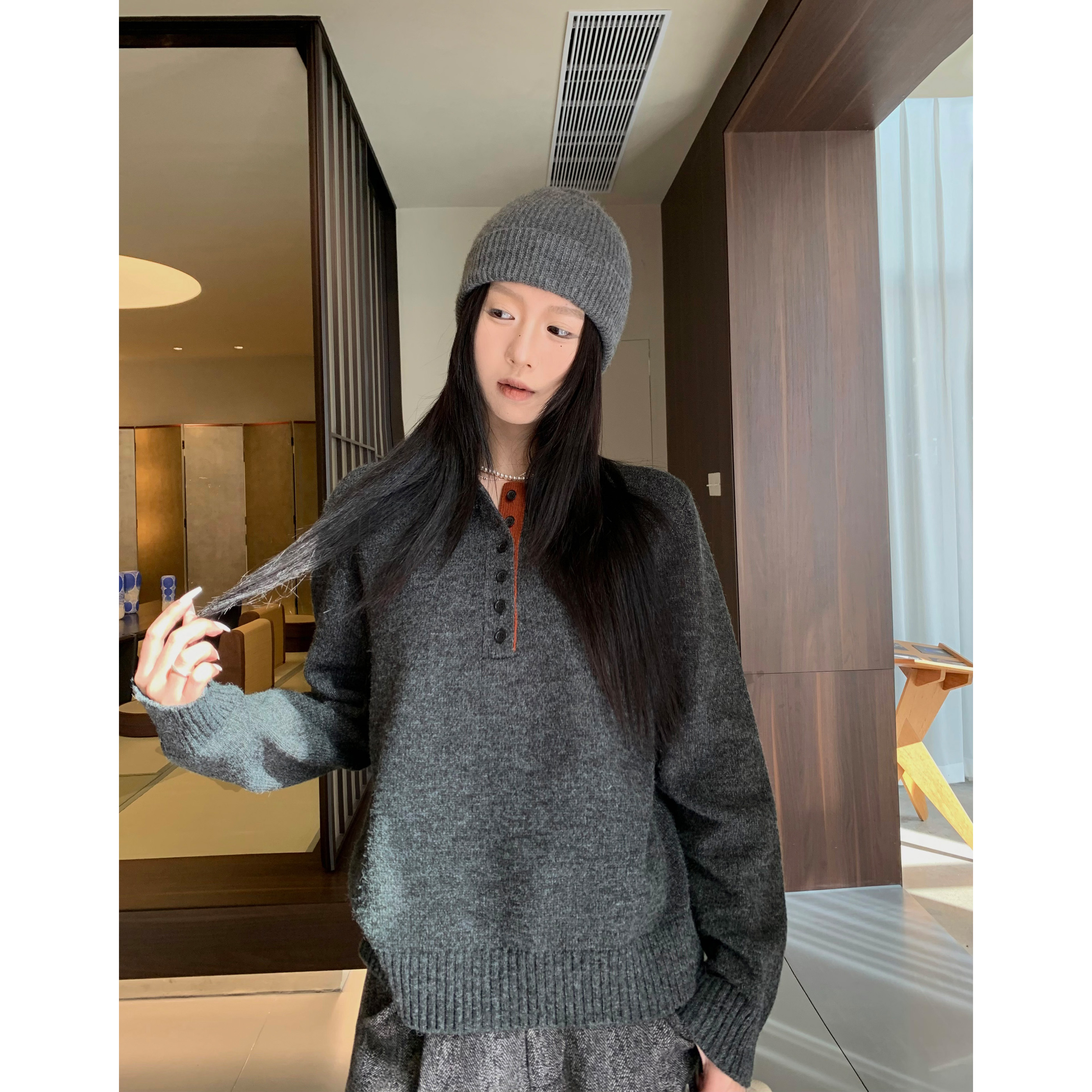 撞色半开襟圆领套头毛衣