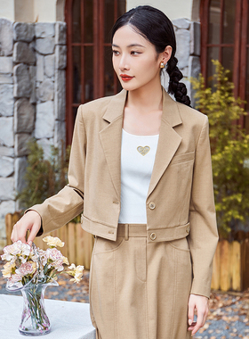 固执2023秋季新款学院风圆领无袖背心短上衣针织衫女10833MY08540