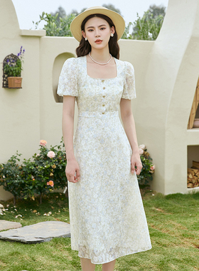 固执夏季新款法式气质方领泡泡袖中长碎花连衣裙42632LQ08139