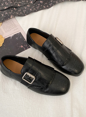 娇彤 英伦风复古流苏皮带扣布洛克鞋女黑色雕花一脚蹬乐福小皮鞋