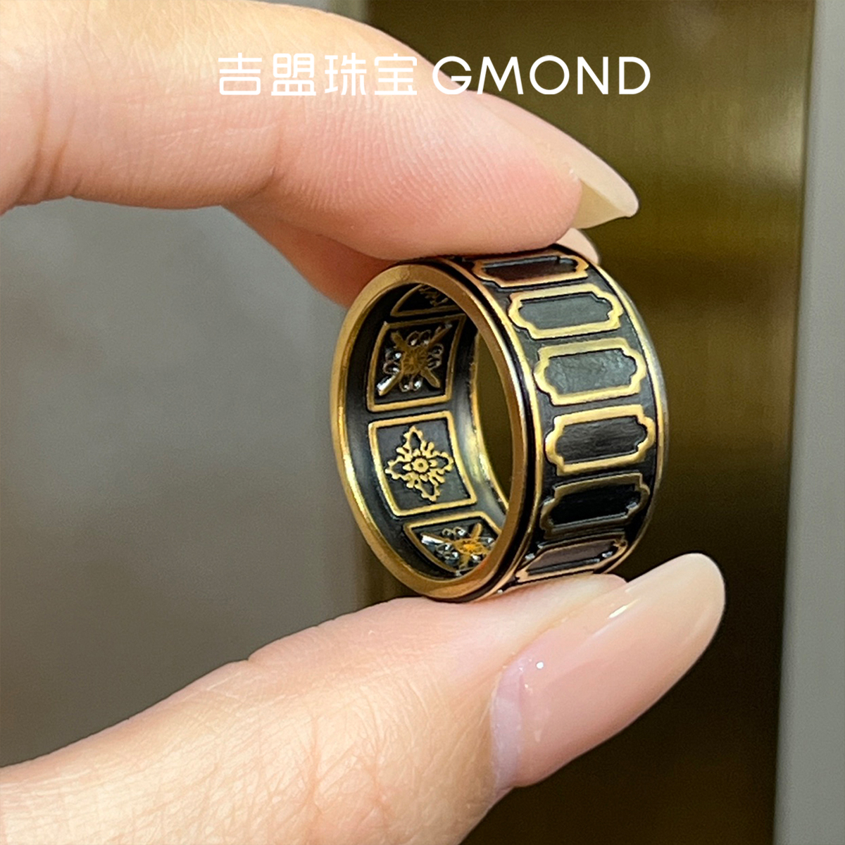 古法黄金戒指电黑罗马拱门可转动