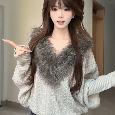 慵懒感韩系灰色毛领麻花毛衣