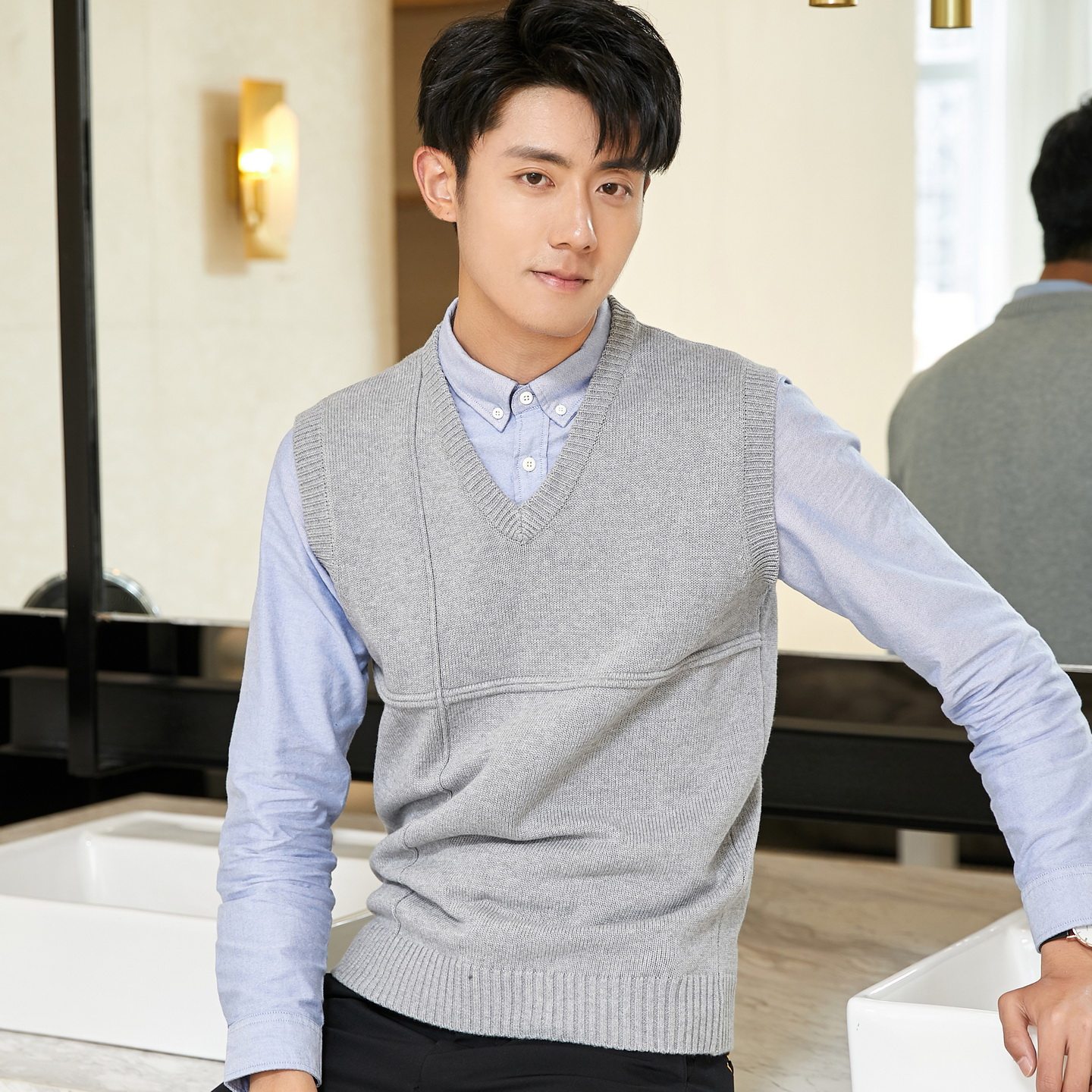 秋冬季男士针织衫毛衣休闲马甲背心绅士V领坎肩青年无袖毛线衣潮