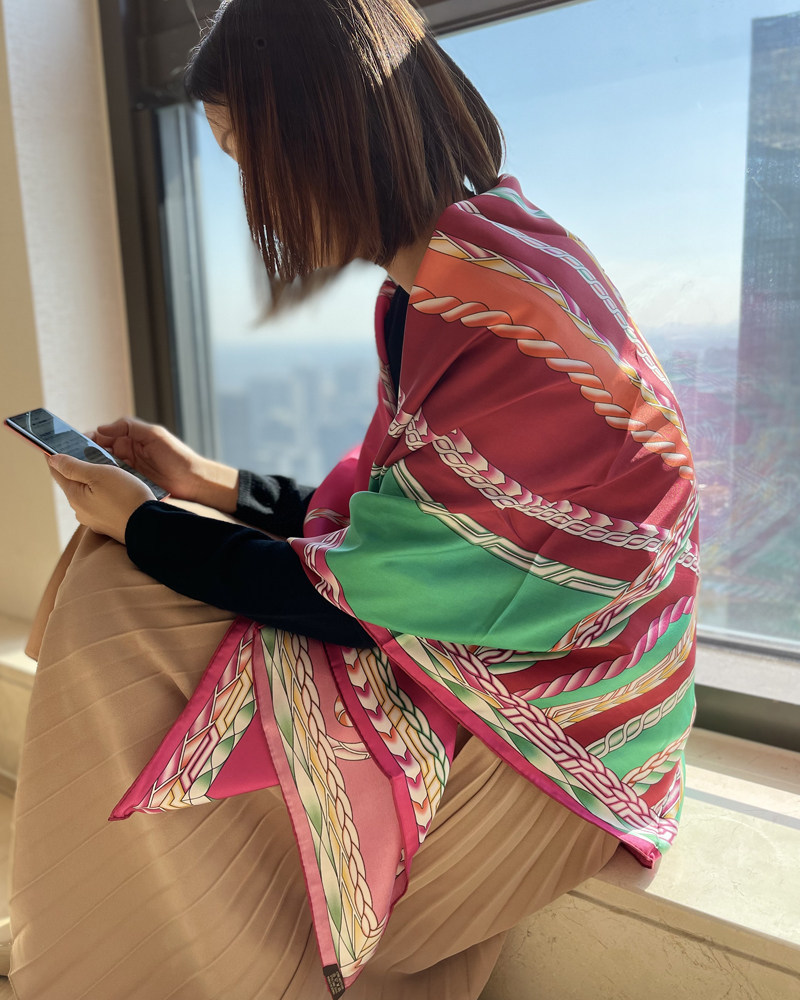 微瑕重磅真丝丝巾妈妈款斜纹绸大方巾140cm桑蚕丝围巾女秋冬 保暖