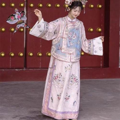 清朝格格服晚清复古印花马甲旅拍