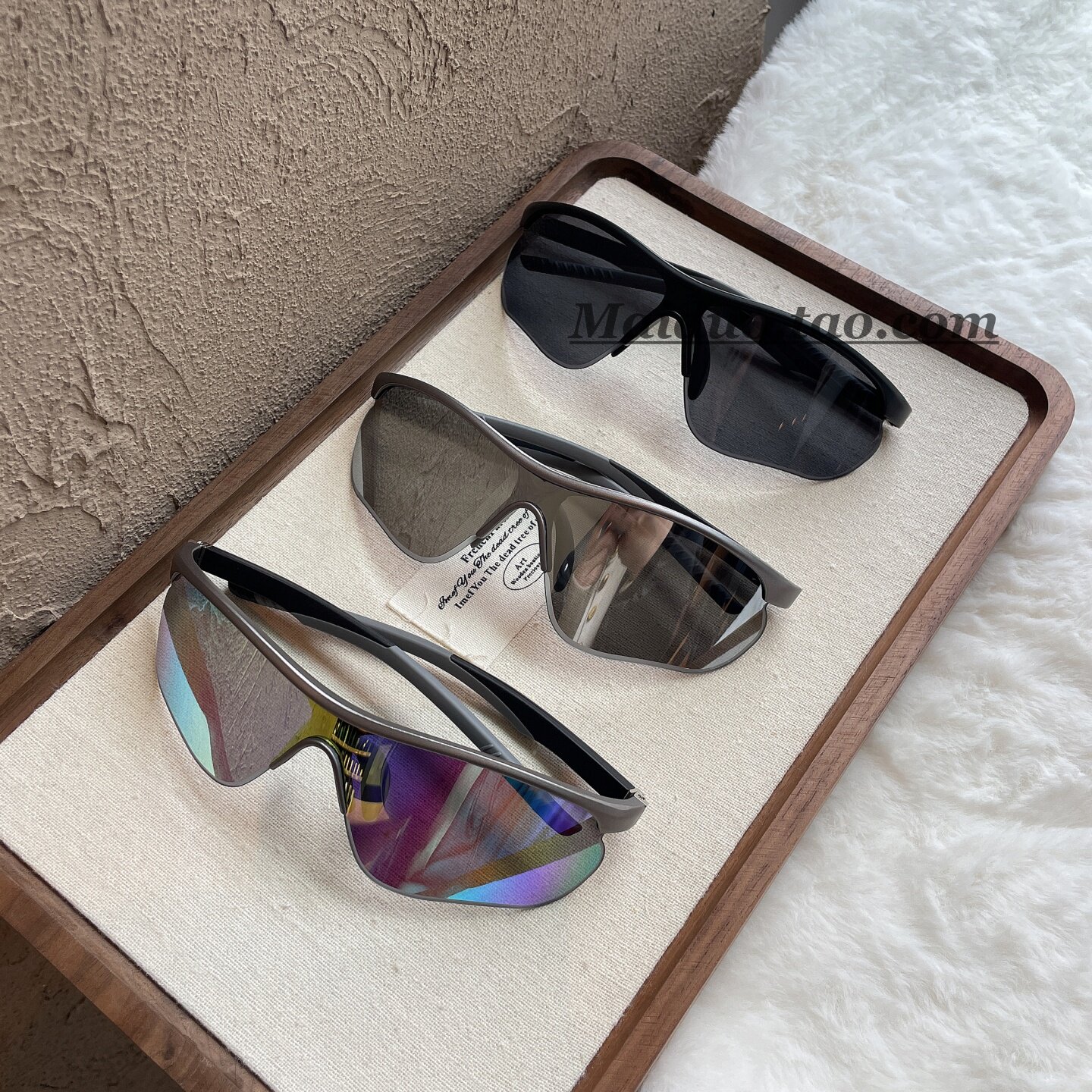 2026新款渐变防护眼镜运动太阳眼镜男女户外跑步骑行抗UV大框眼镜