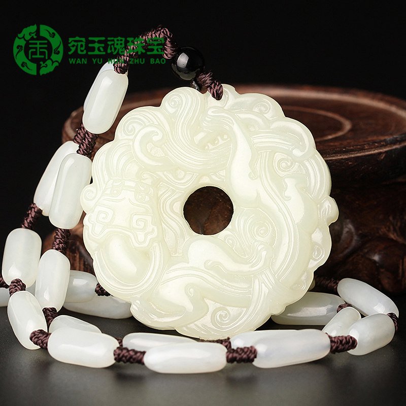 仿古玉石项链貔貅吊坠
