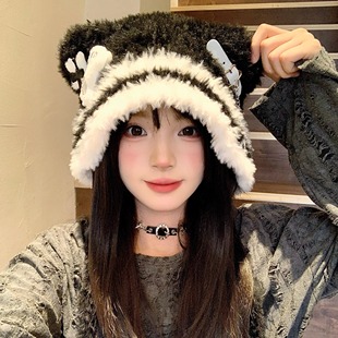 暗黑亚比风文化自制小熊帽可爱十字架星星毛线帽小众y2k帽子