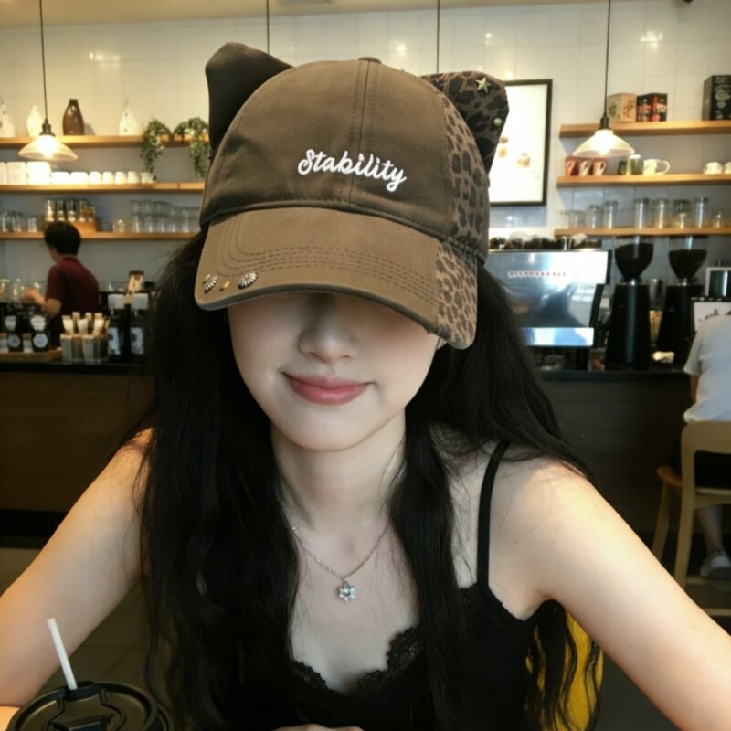 猫耳朵豹纹字母棒球帽女款y2k亚文化辣妹风时尚百搭铆钉鸭舌帽子