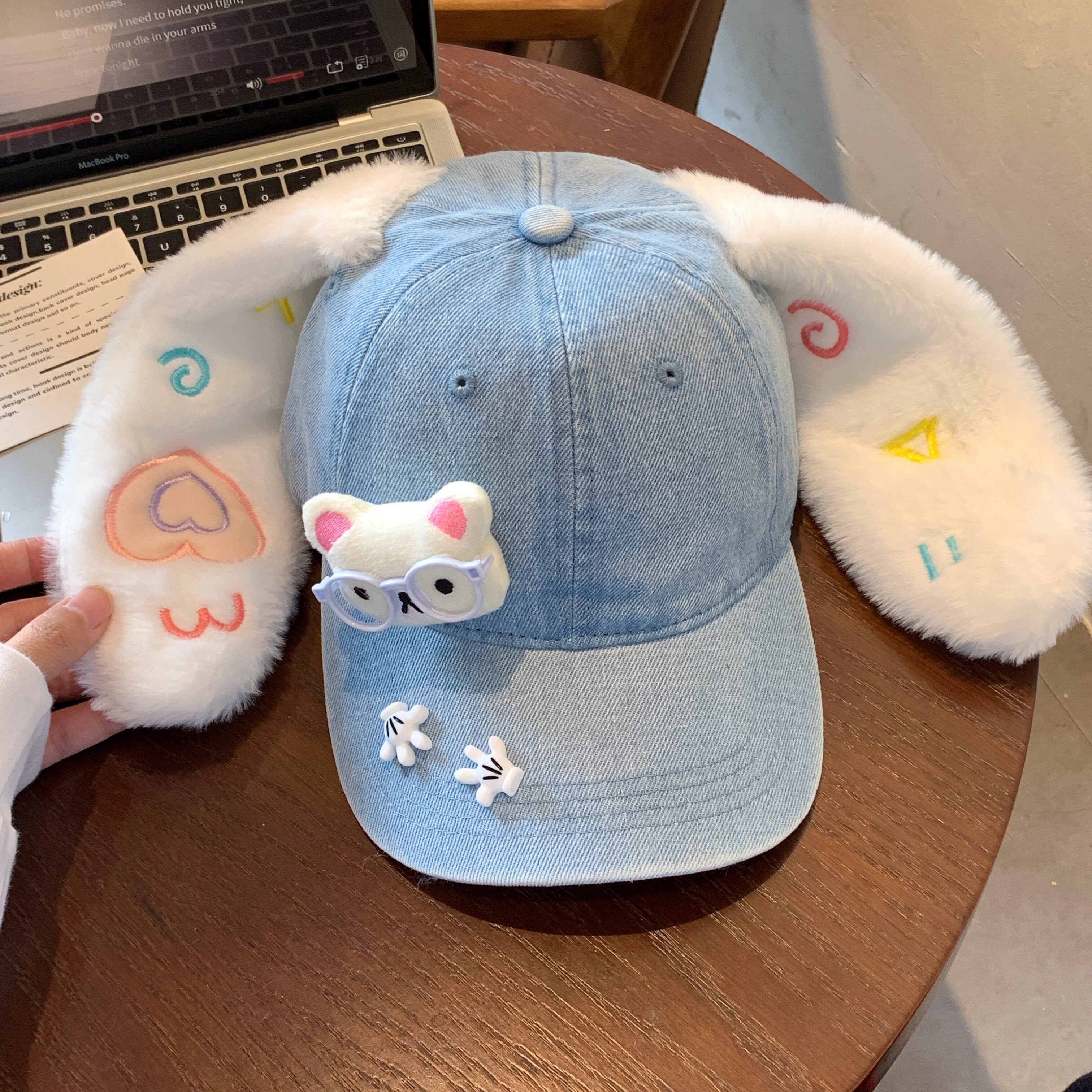 日系可爱轻松熊毛绒兔耳牛仔棒球帽女春秋出游呆萌百搭鸭舌帽时尚