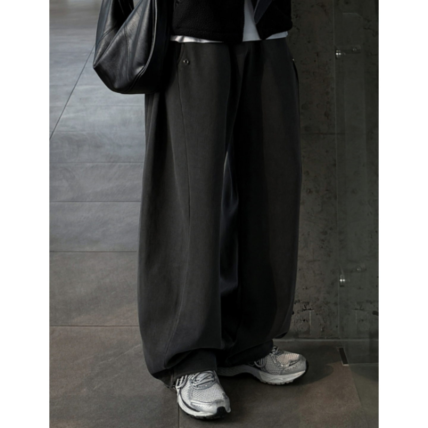 MRDONG韩国代购男装掐褶四季直筒休闲卫裤垂感宽松小众减龄质感款,男装,休闲裤,淘宝优惠券,粉丝福利购,淘宝优惠卷