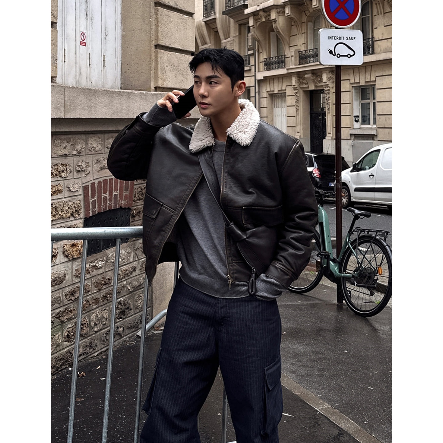 MRDONG韩国男装代购重工做旧褪色短款毛绒翻领PU皮毛一体机车外套