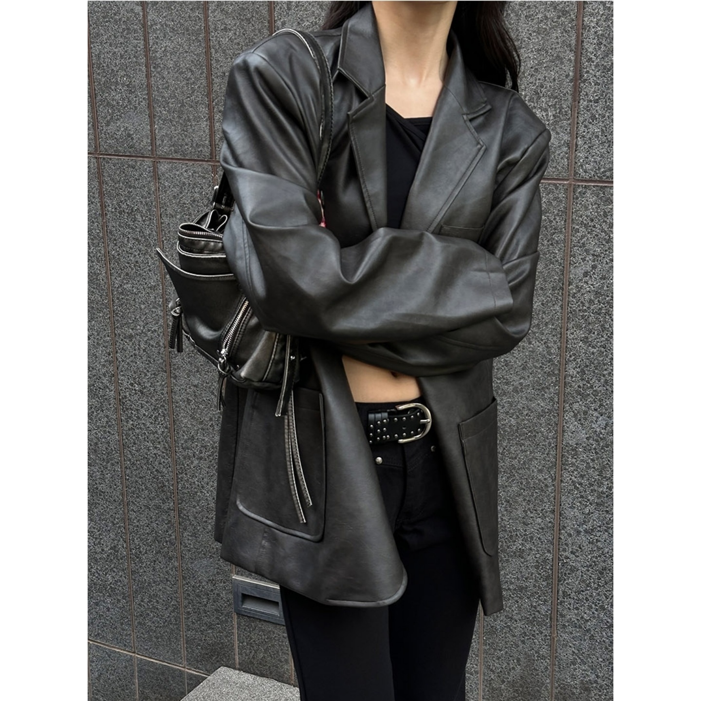 韩国代购褶皱纹理轻奢高品PU西服