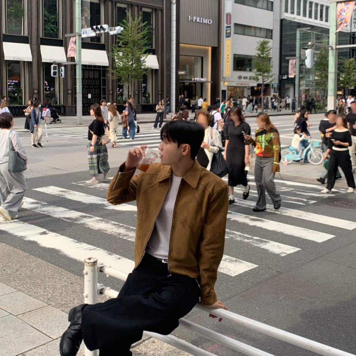 韩国男装翻毛麂皮绒帅气拉链夹克