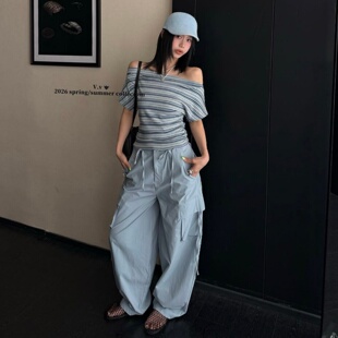 V.V2026夏新款纯欲辣妹条纹斜领露肩短袖T恤女高腰宽松工装休闲裤