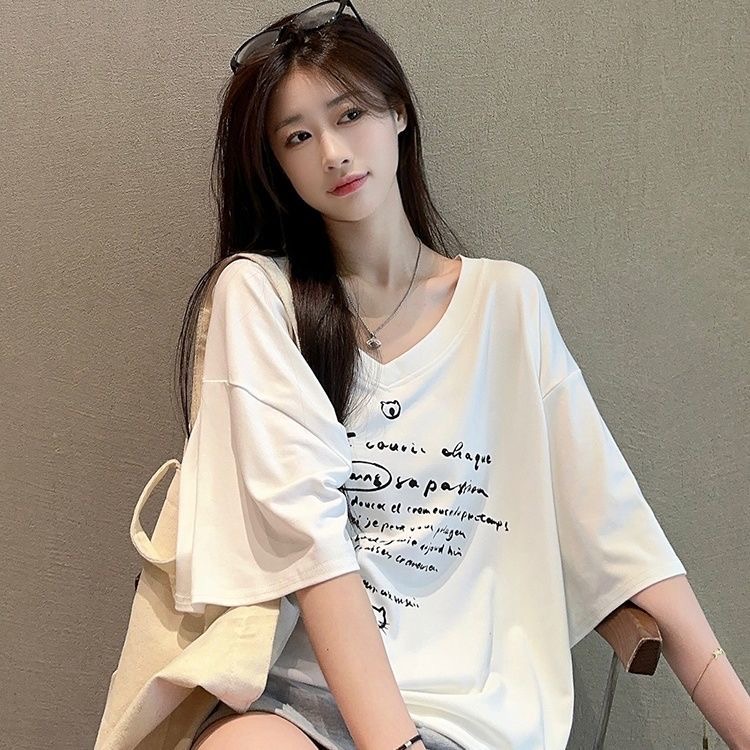 2025新款宽松遮肚V领短袖上衣女韩版修身T恤女夏季宽松设计感上衣