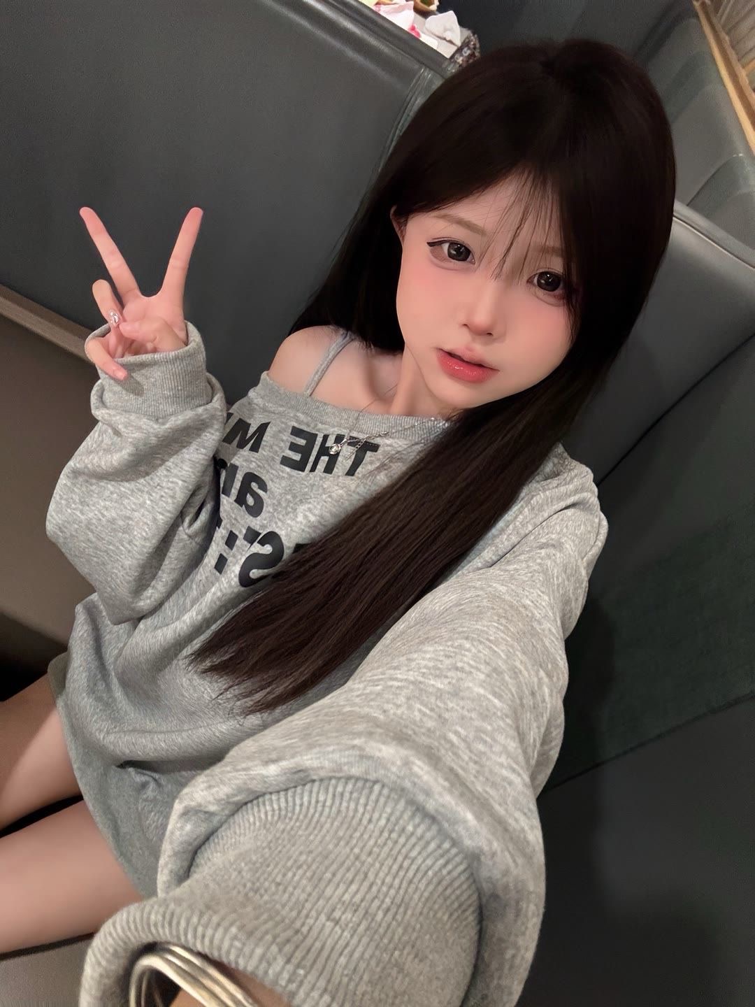 美式复古斜肩字母设计感长袖卫衣女辣妹宽松ins秋季上衣