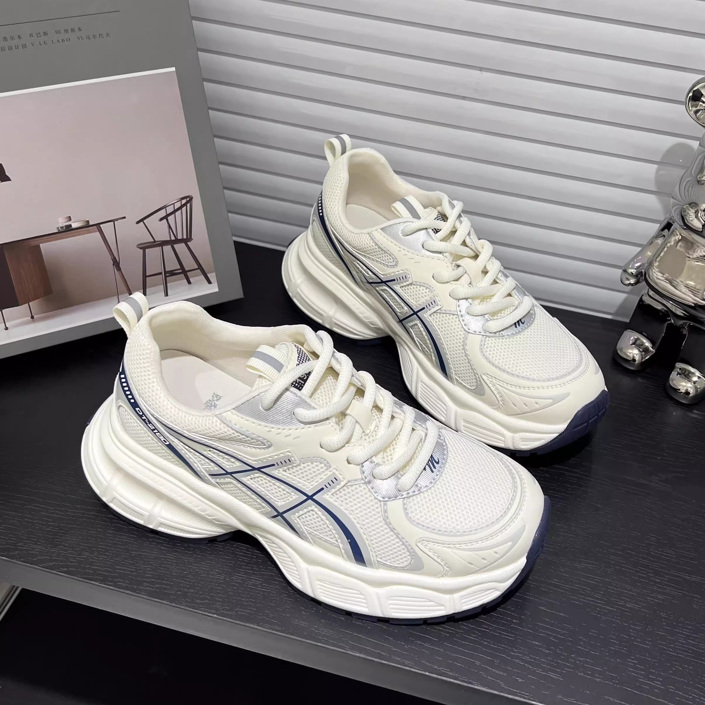 新款韩版真皮增高老爹鞋