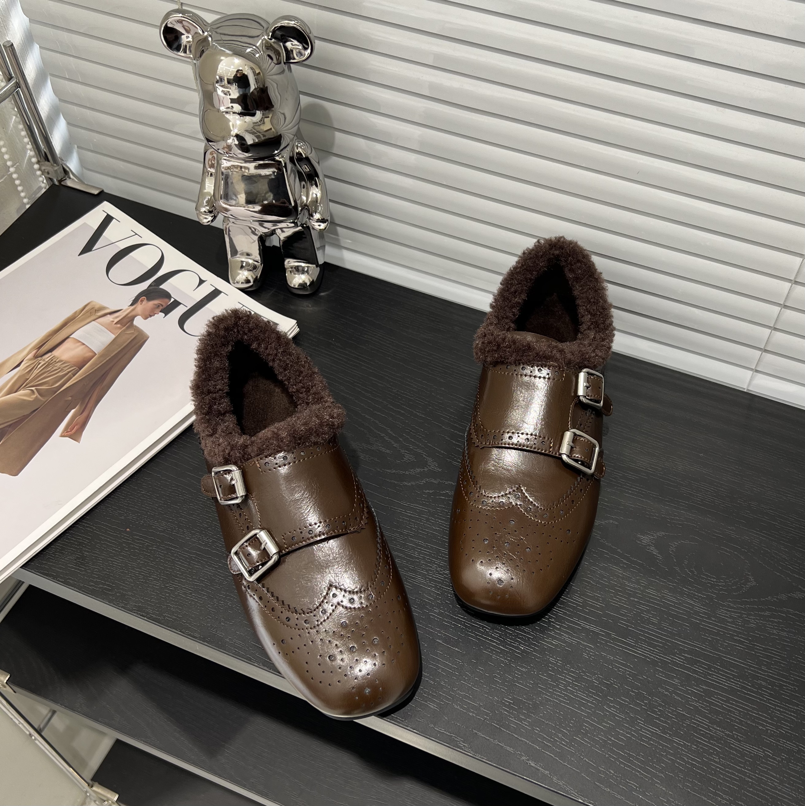 真皮女鞋英伦风布洛克单鞋