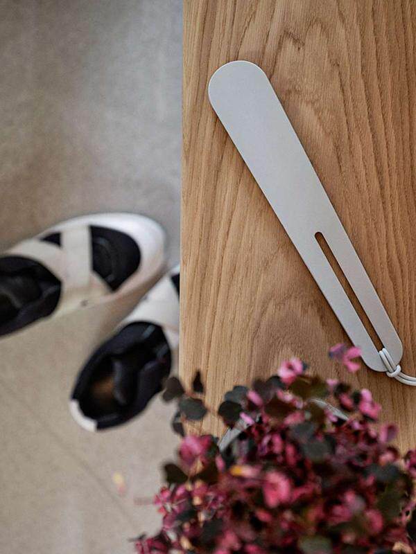 DANISH ZONE NORDIC SIMPLE METAL LONG-HANDLED SHOEHORN EXTRA-LONG HOME PORTABLE SHOE LIFTER ENTRYWAY CREATIVE DECORATION