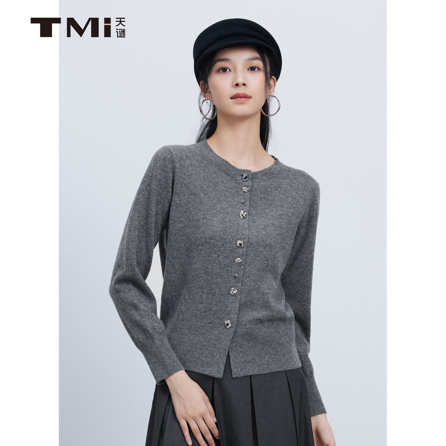 天谜简约100%绵羊毛针织衫