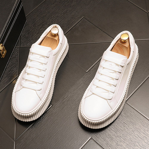 秋季透气厚底板男士休闲鞋