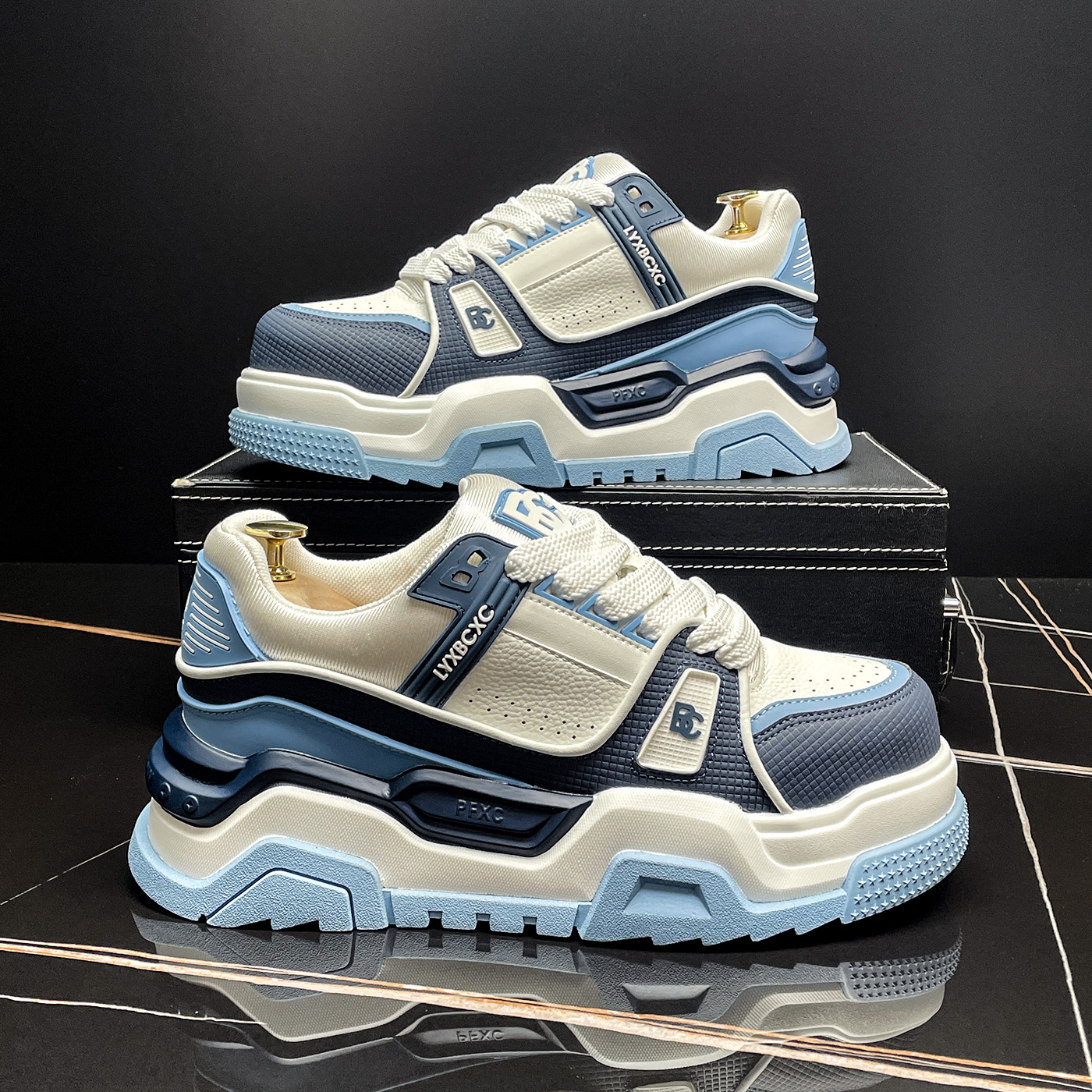 软底舒适缓震运动休闲鞋