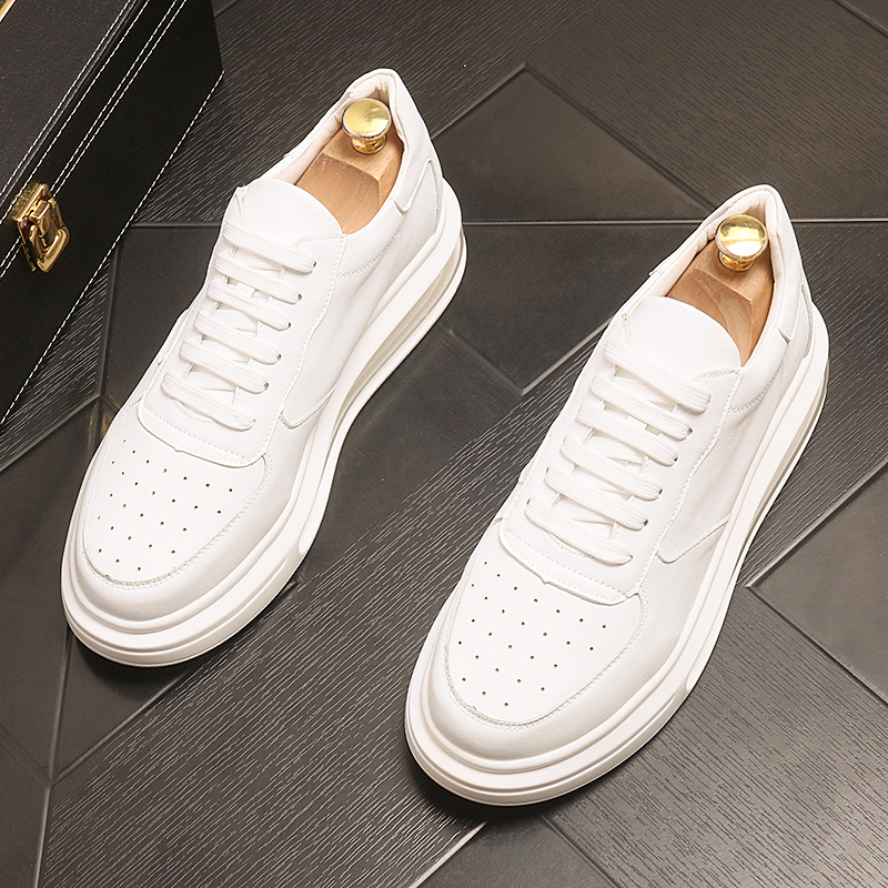 气垫底松糕鞋秋季透气明星同款小白鞋韩版百搭板鞋增高打孔休闲鞋