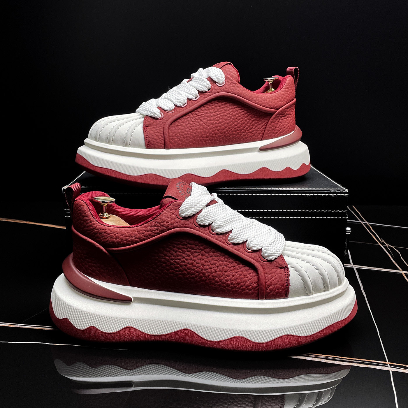 贝壳头小白鞋2026春季新款增高厚底板鞋高级感潮牌男鞋红色休闲鞋,流行男鞋,时尚休闲鞋,淘宝优惠券,粉丝福利购,淘宝优惠卷