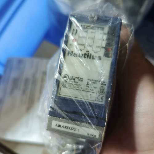 压力开关 XMLA004C2S11 XMLA010A2C11 XMLA020A2C11 XMLA010A2S14