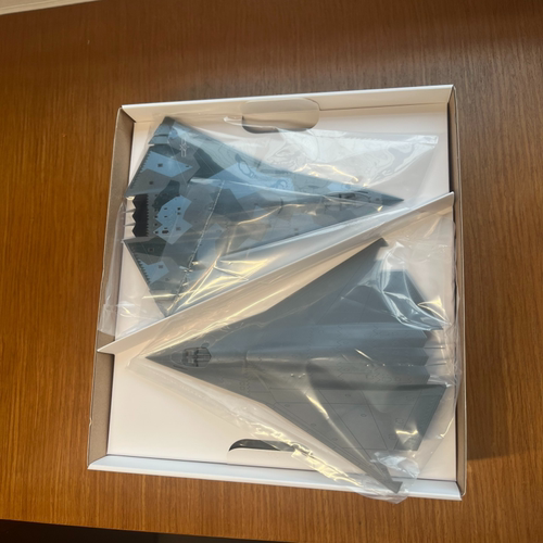 中国空军验证型战斗机（双机版）拼装模型 需要使用工具 不包含